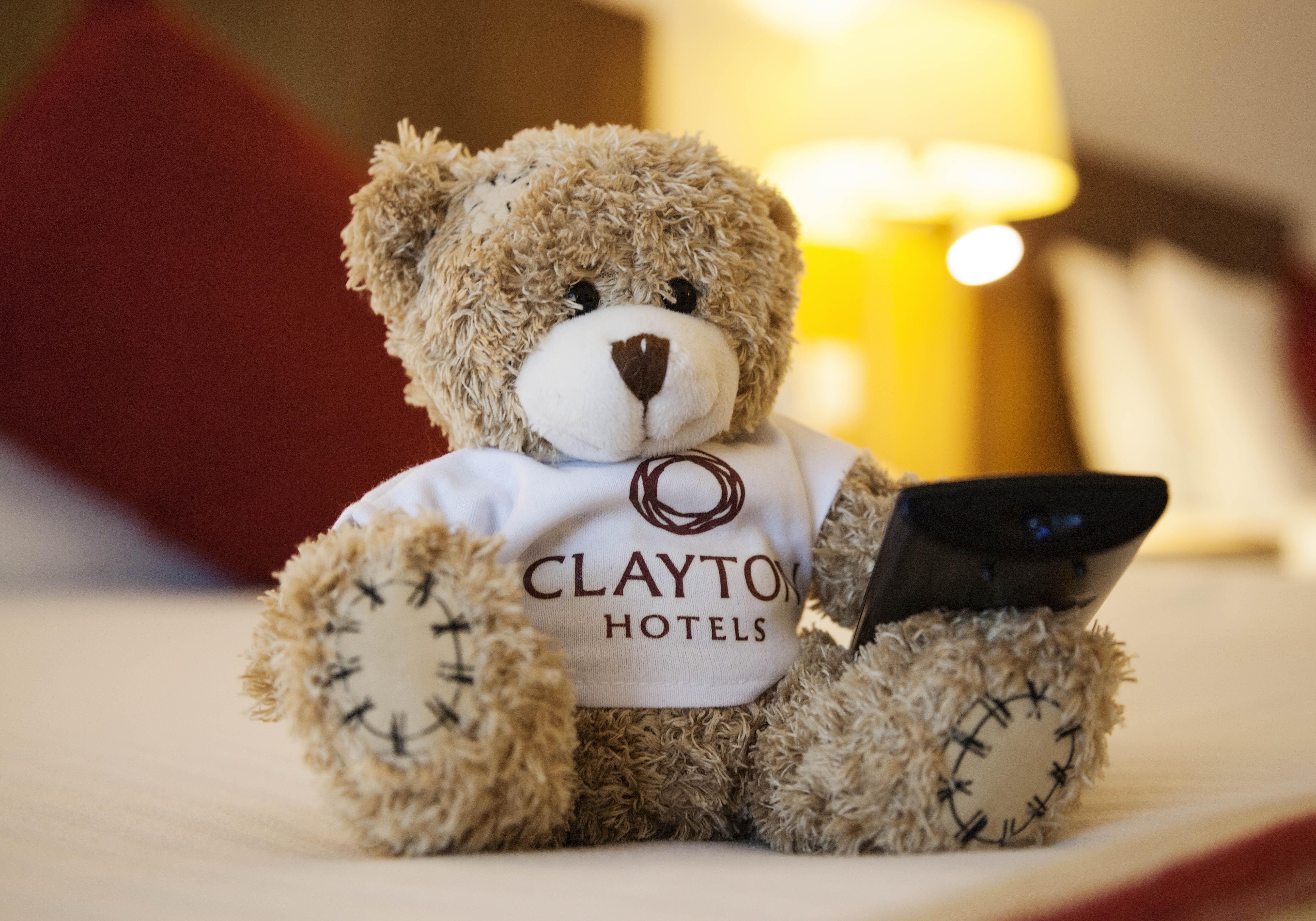 Clayton Hotel Cardiff Lane Dublin Ngoại thất bức ảnh